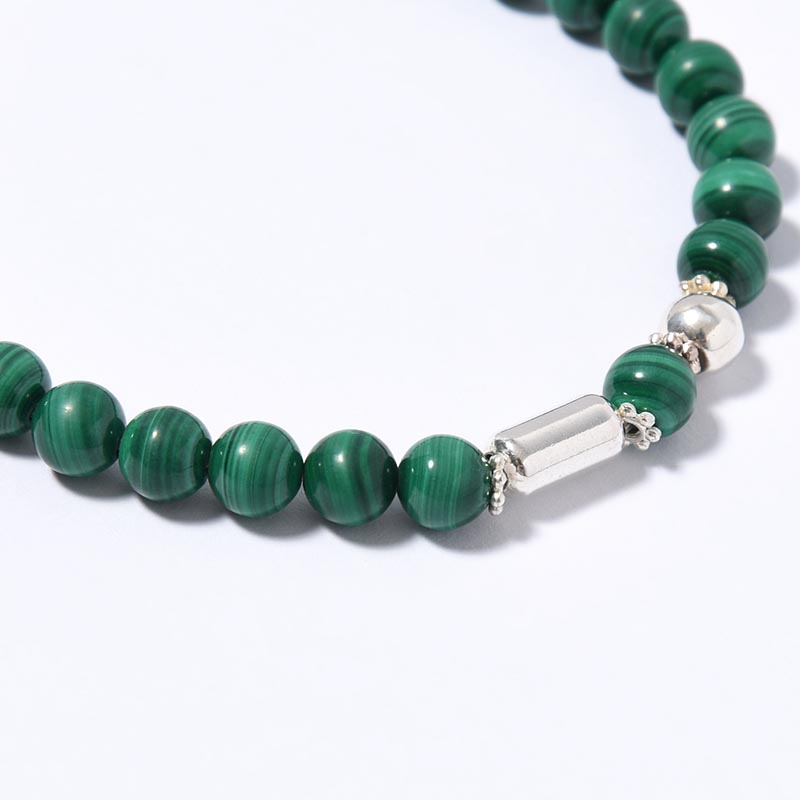 BEADS BRACELET IN -GREEN-