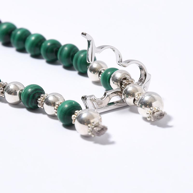 BEADS BRACELET IN -GREEN-