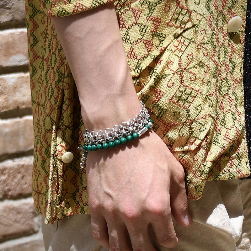 BEADS BRACELET IN -GREEN-