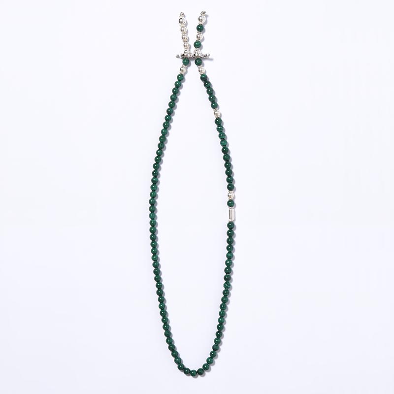 BEADS NECKLACE IN -GREEN-