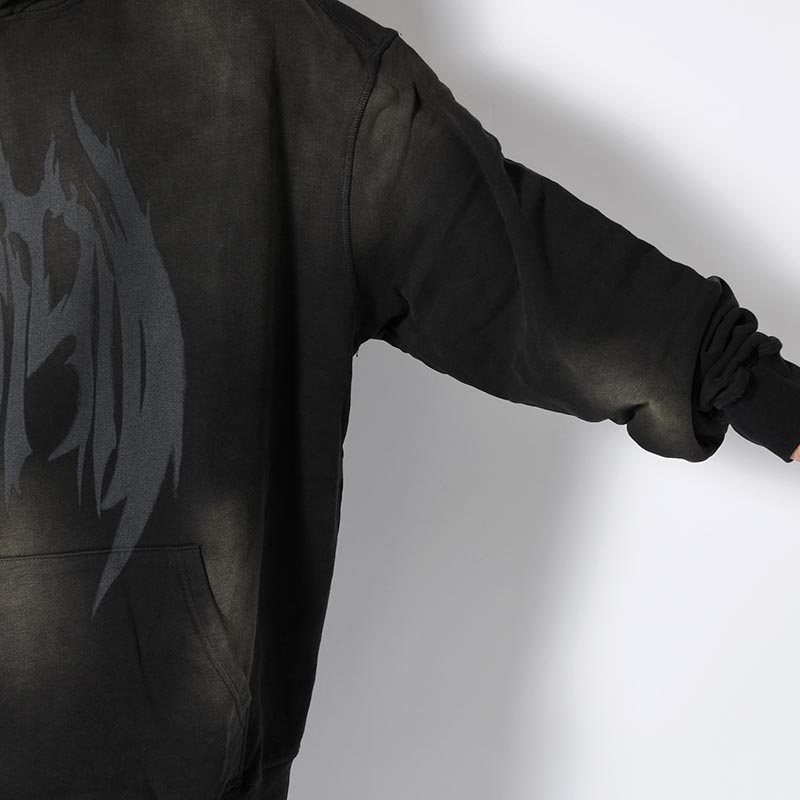 PIGMENT LOGO HOODIE -BLACK-