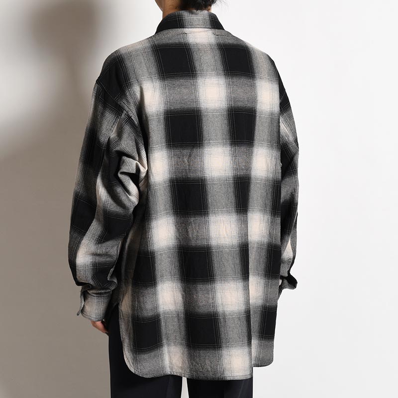 VARU ZIP SHIRT -BLACK PLAID-