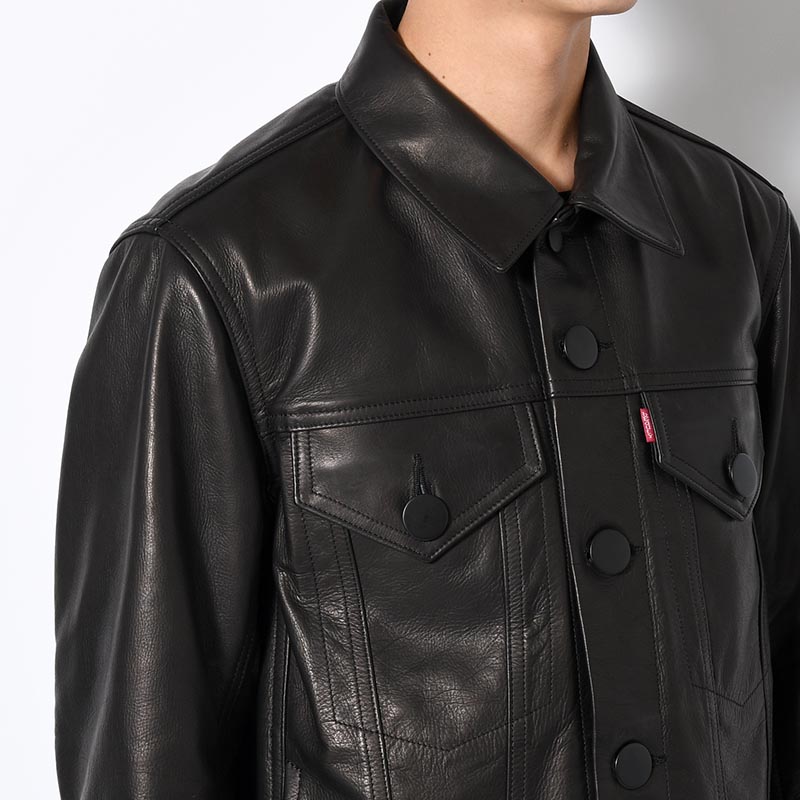 LEATHER TRUCKER JACKET -BLACK-