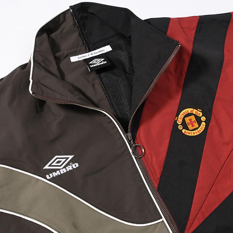 UMBRO CHANGEOVER TRACK JACKET -BLACK-