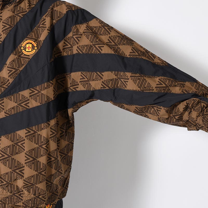 UMBRO CHANGEOVER TRACK JACKET -BROWN-