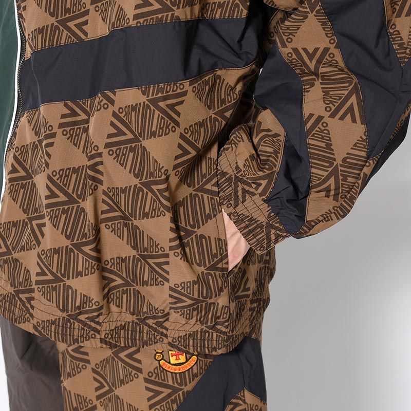 UMBRO CHANGEOVER TRACK JACKET -BROWN-