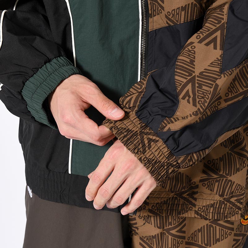 UMBRO CHANGEOVER TRACK JACKET -BROWN-