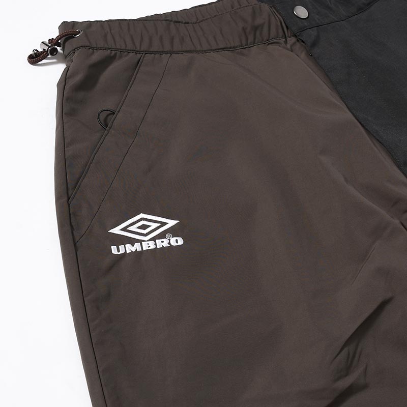 UMBRO CHANGEOVER TRACK PANTS -BLACK-