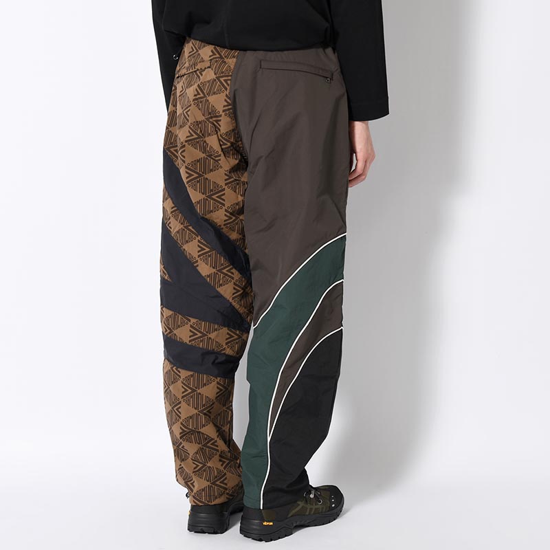 UMBRO CHANGEOVER TRACK PANTS -BROWN-