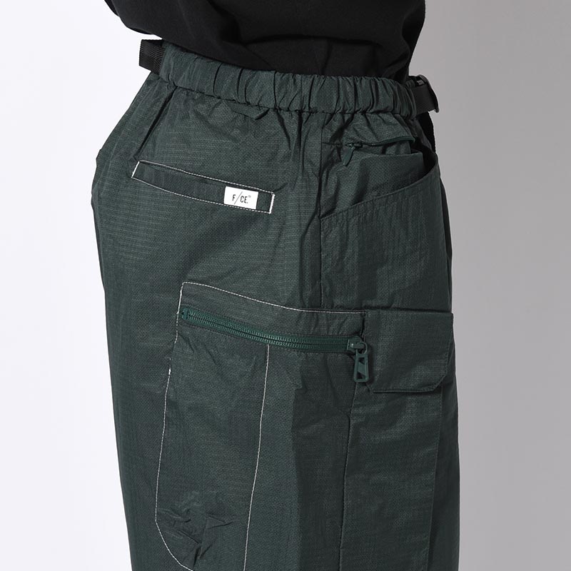 2.5 LAYER FESTIVAL SHORTS -GREEN-