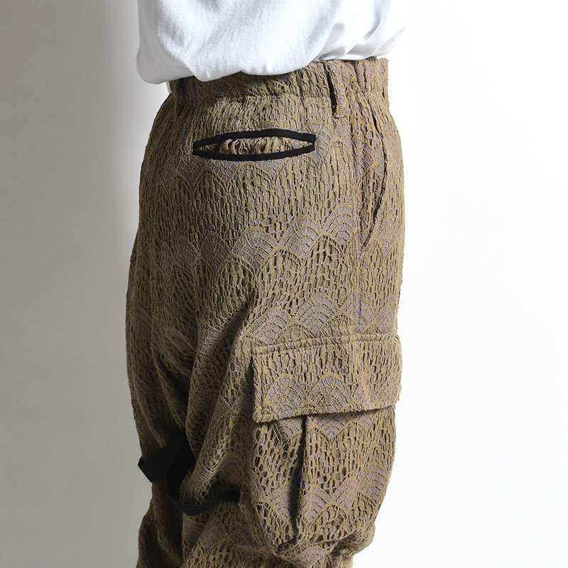 LACE BONDAGE CARGO PANTS -BEIGE-