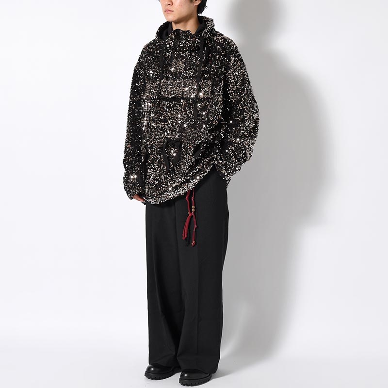 SEQUINS MOUNTAIN SMOCK PARKER -BLACK-