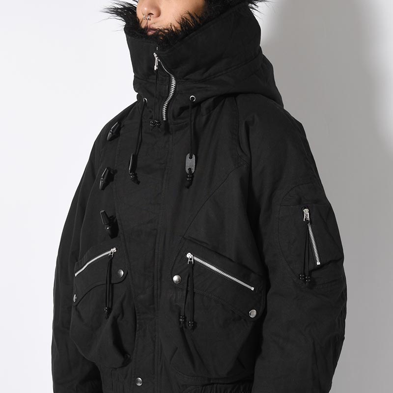 PADDED HOODED BOMBER JACKET -BLACK-