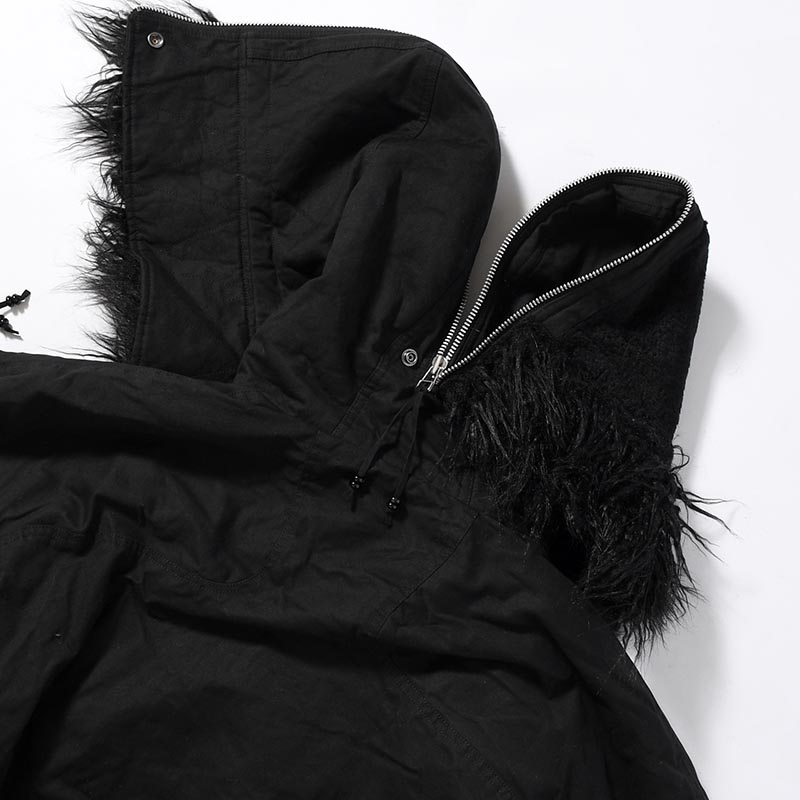 PADDED HOODED BOMBER JACKET -BLACK-