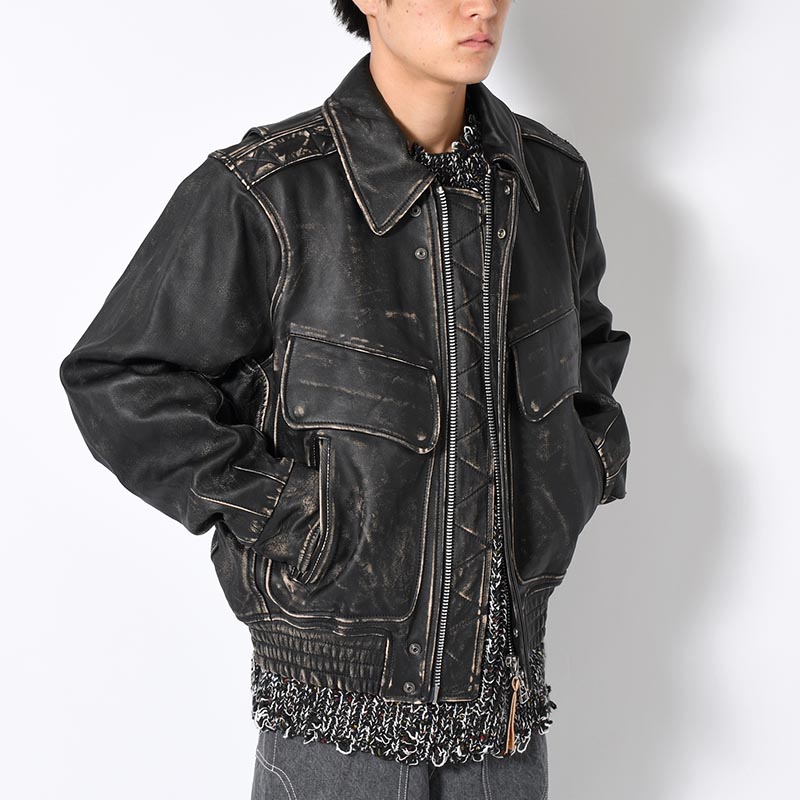 DISTRESSED LEATHER BOMBER JACKET -BLACK-