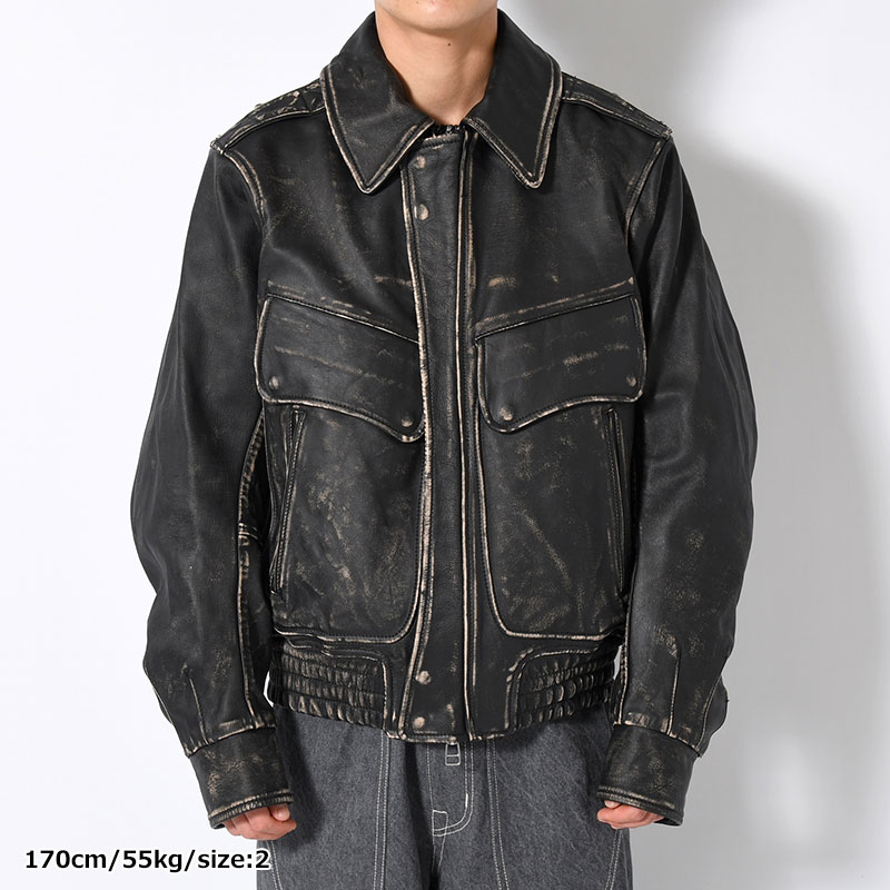 DISTRESSED LEATHER BOMBER JACKET -BLACK-