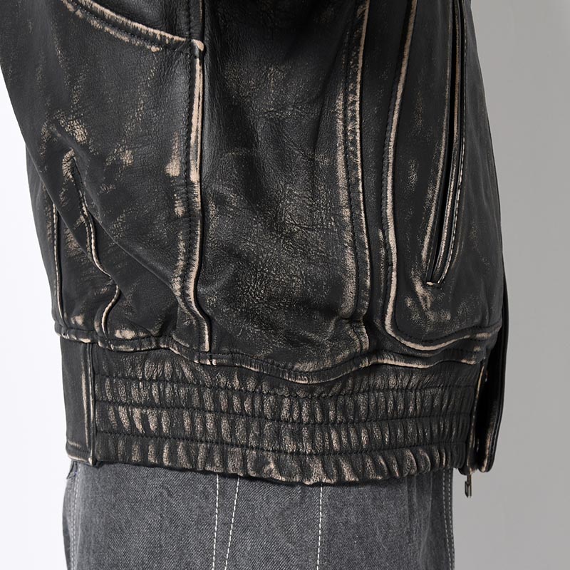 DISTRESSED LEATHER BOMBER JACKET -BLACK-