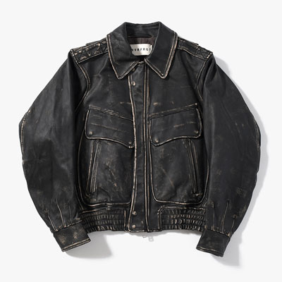 DISTRESSED LEATHER BOMBER JACKET -BLACK-