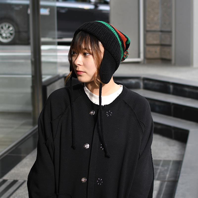 PONPON EAR KNIT CAP -BLACK-