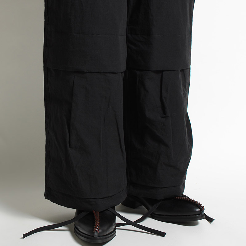 UTILITY KNEES CARGO PANTS -BLACK-