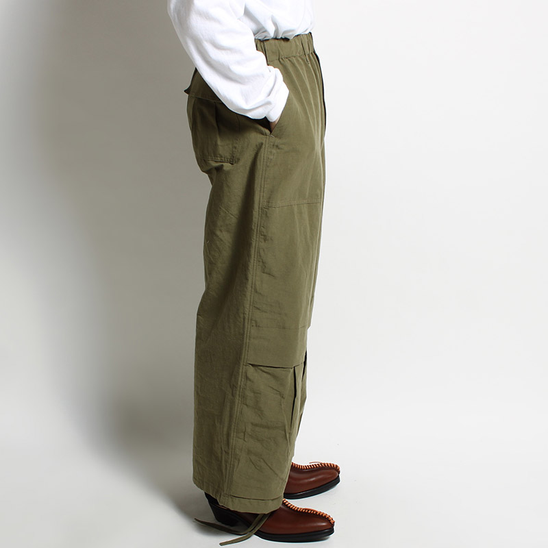 UTILITY KNEES CARGO PANTS -OLIVE-