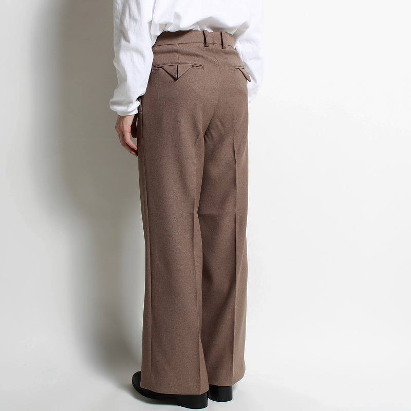 SEMI FLARE SILHOUETTE SLACKS -LIGHT BROWN-