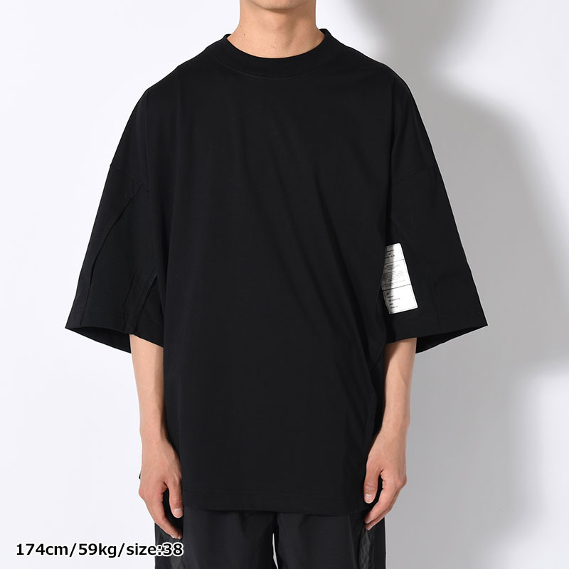 CREW NECK HALF SLEEVE TEE -BLACK-