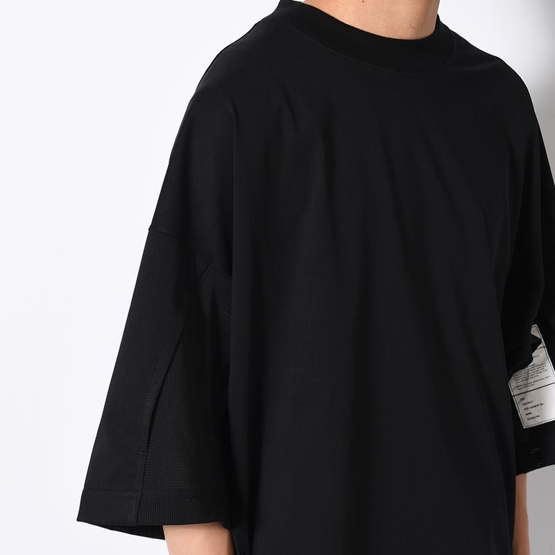 CREW NECK HALF SLEEVE TEE -BLACK-