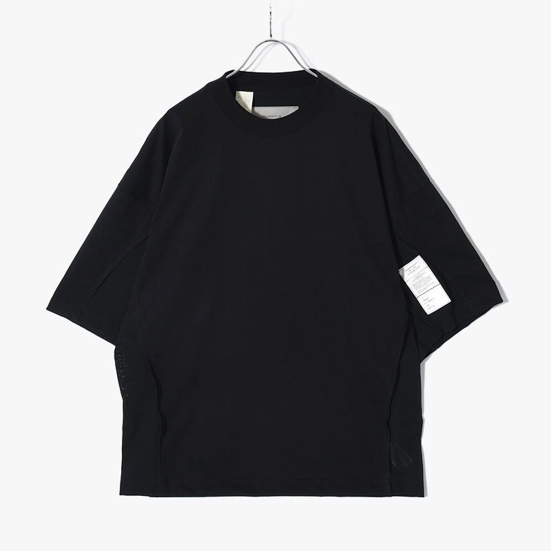 CREW NECK HALF SLEEVE TEE -BLACK-