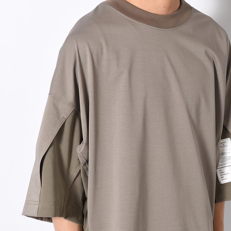 CREW NECK HALF SLEEVE TEE -BEIGE-