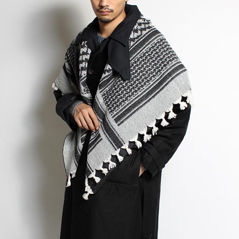 BIG STOLE AFGHAN -BLACK-