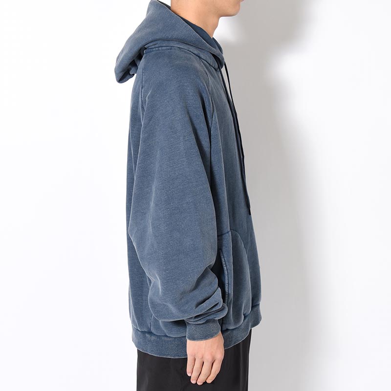 RESEARCHED HOODED PULLOVER C/P FLEECE -BLUE-