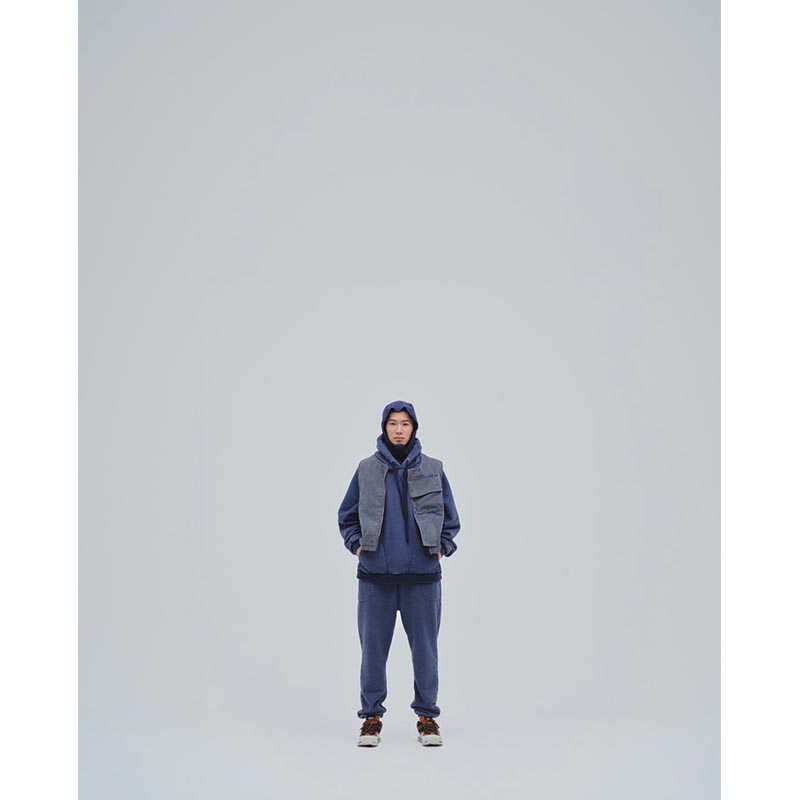 RESEARCHED HOODED PULLOVER C/P FLEECE -BLUE-