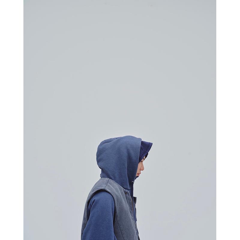 RESEARCHED HOODED PULLOVER C/P FLEECE -BLUE-