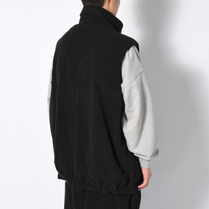 FLEECE VEST -BLACK-