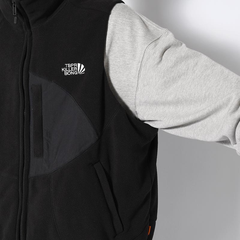 FLEECE VEST -BLACK-