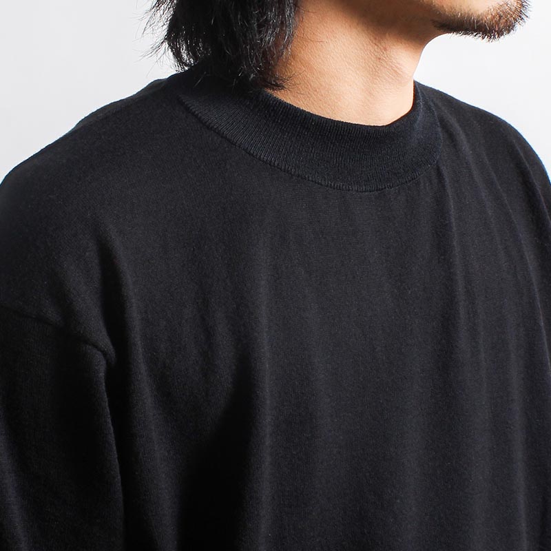 KNITTED LONG SLEEVE -BLACK-