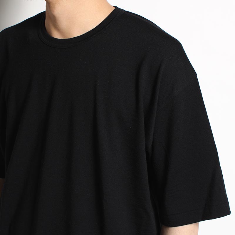 FINE WOOL JERSEY CREW NECK T-SHIRT -BLACK-