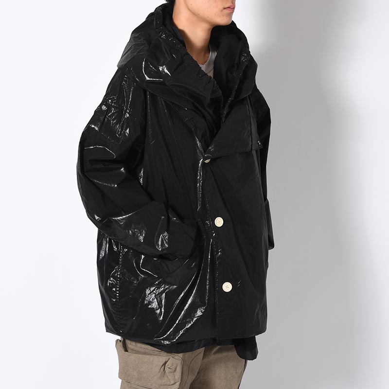 LAYERED PARACHUTE JACKET -BLACK-