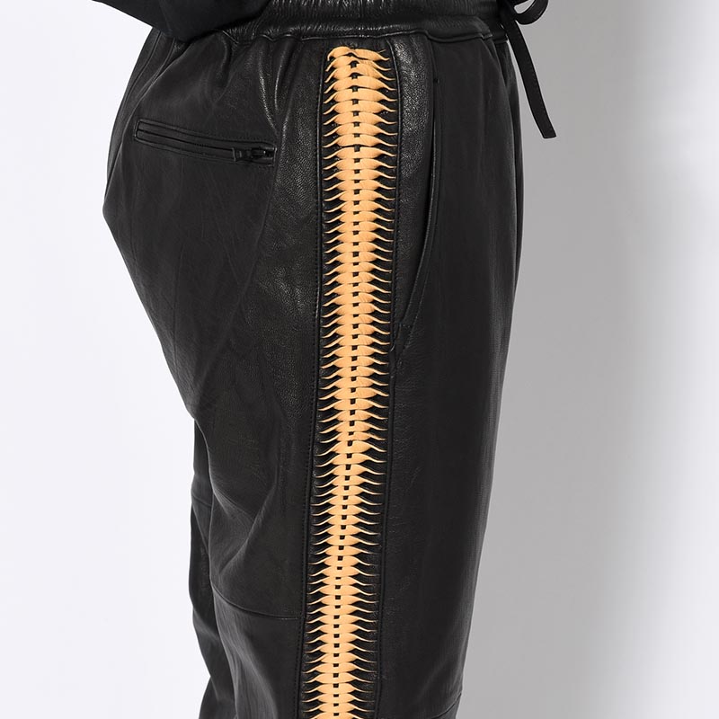 LEATHER SHARK PANTS -BLACK-