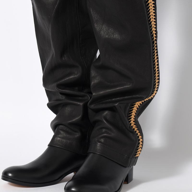 LEATHER SHARK PANTS -BLACK-