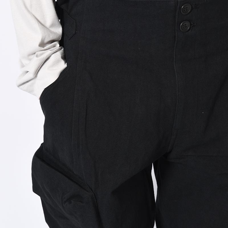 STEREOSCOPIC POCKET PANTS -BLACK-