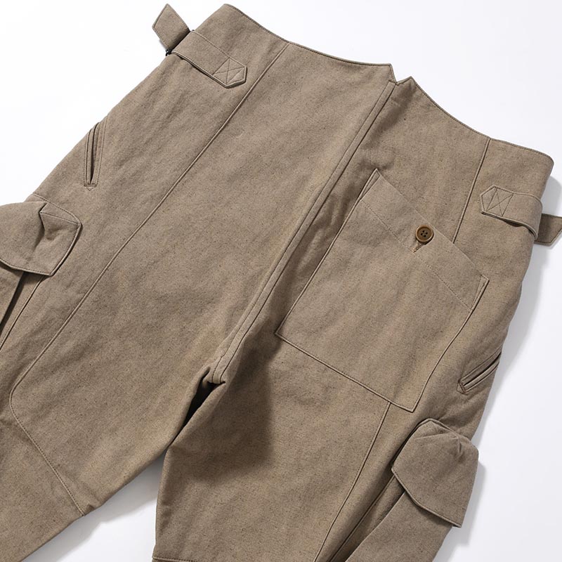 STEREOSCOPIC POCKET PANTS -KHAKI BEIGE-