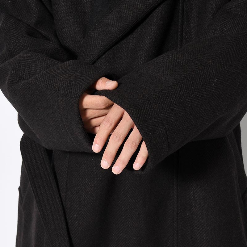 HOODED TIELOCKEN COAT -BROWN×BLACK-