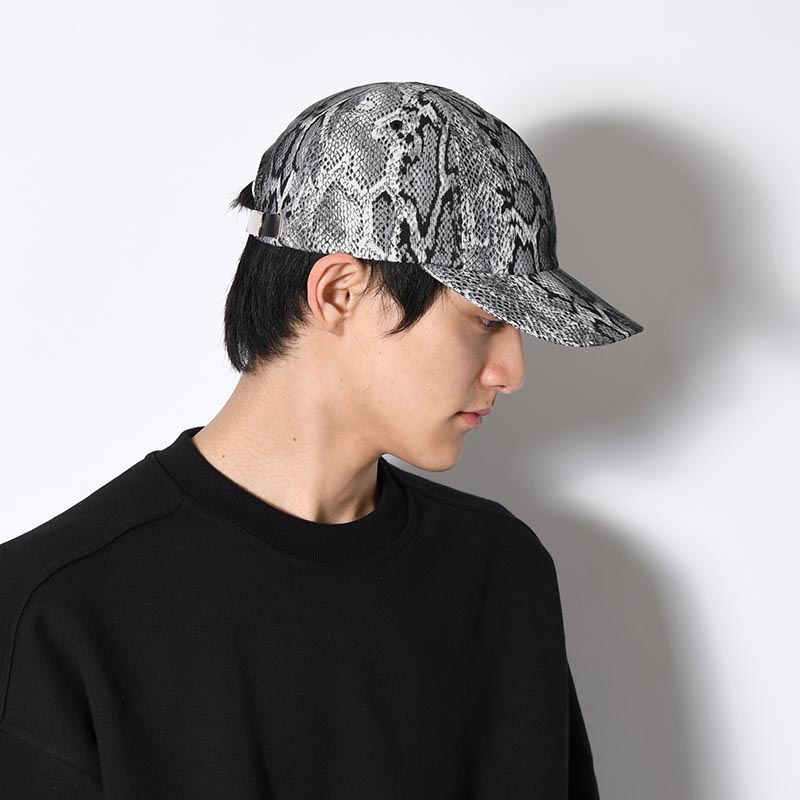 PRINT CORDS CURVED VISOR CAP "GIBSON" -PYTHON-