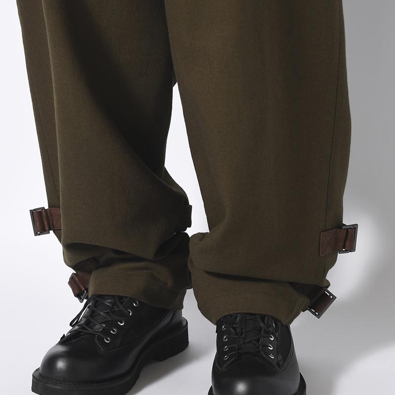 KHAKI C/W SERGE HEM BELT PANTS -KHAKI-