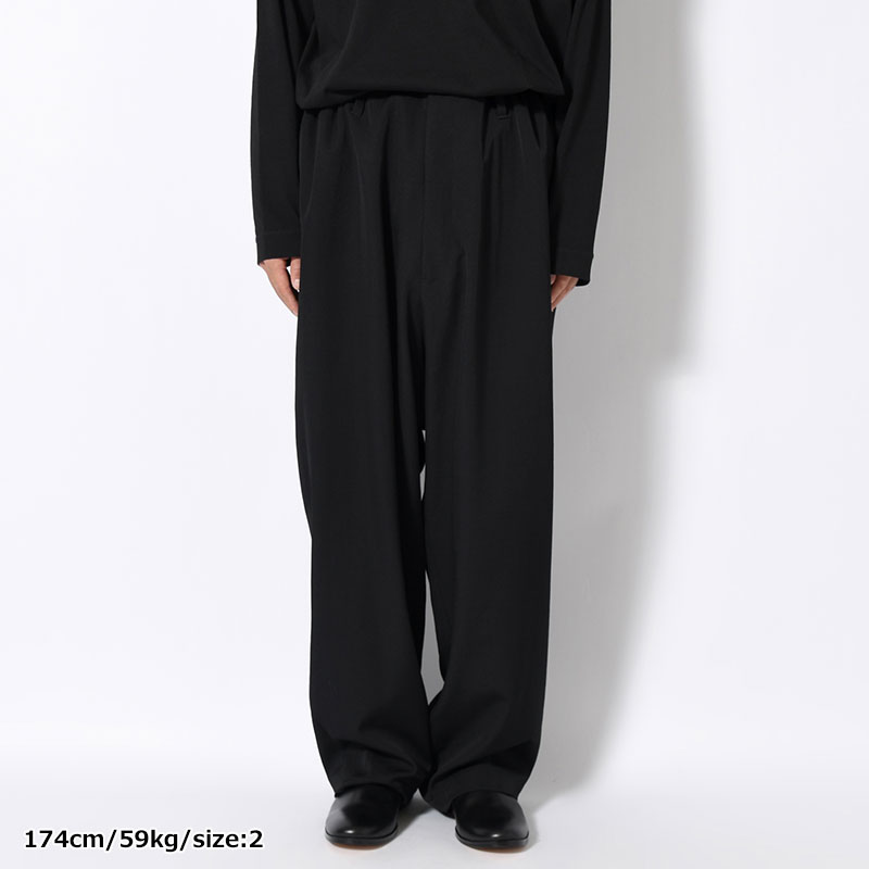 WOOL GABARDINE SIDE TUCK PANTS -BLACK-