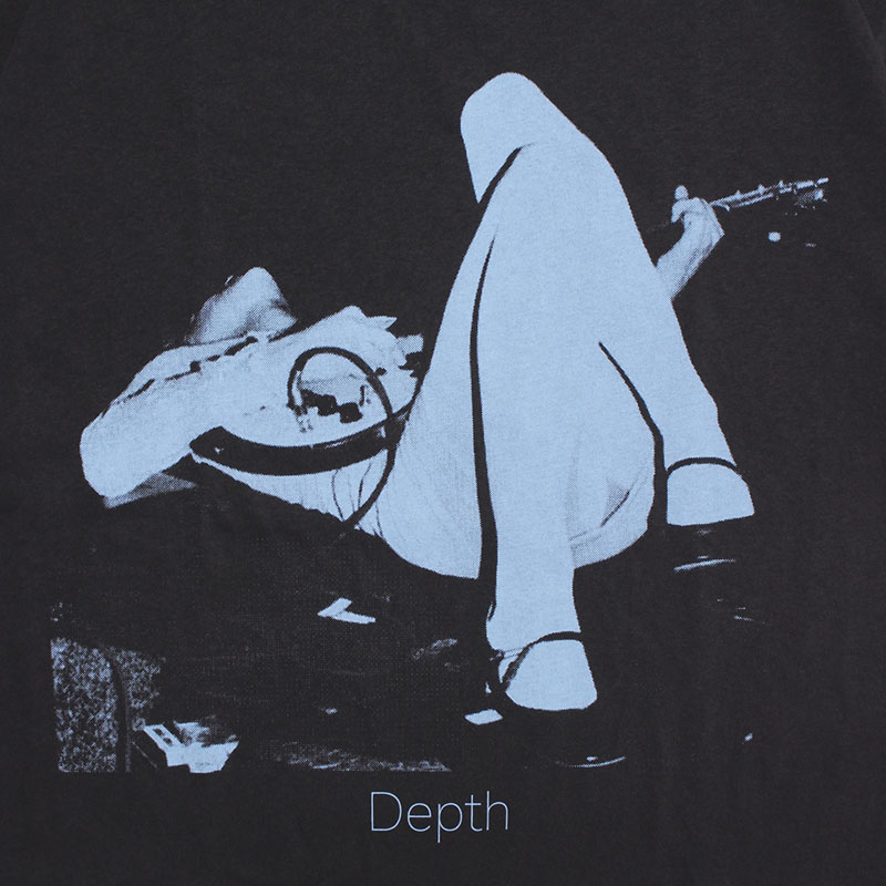 Damaged Depth TEE -BLACK-