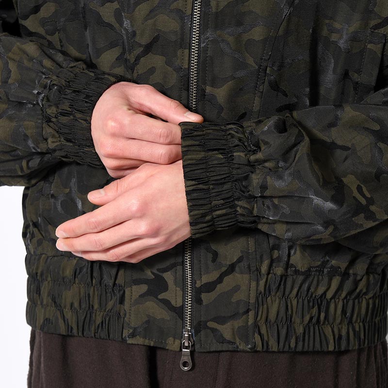 OVER SLEEVE CAMOUFLAGE JACKET -OLIVE-