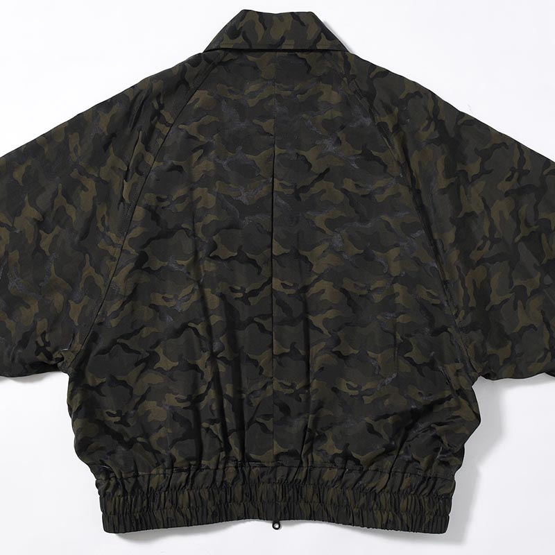 OVER SLEEVE CAMOUFLAGE JACKET -OLIVE-